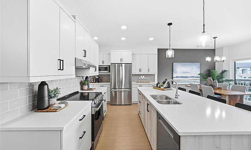 35 Shoreline Drive O...