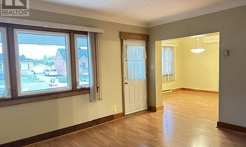 134 Henrietta Ave Sa...