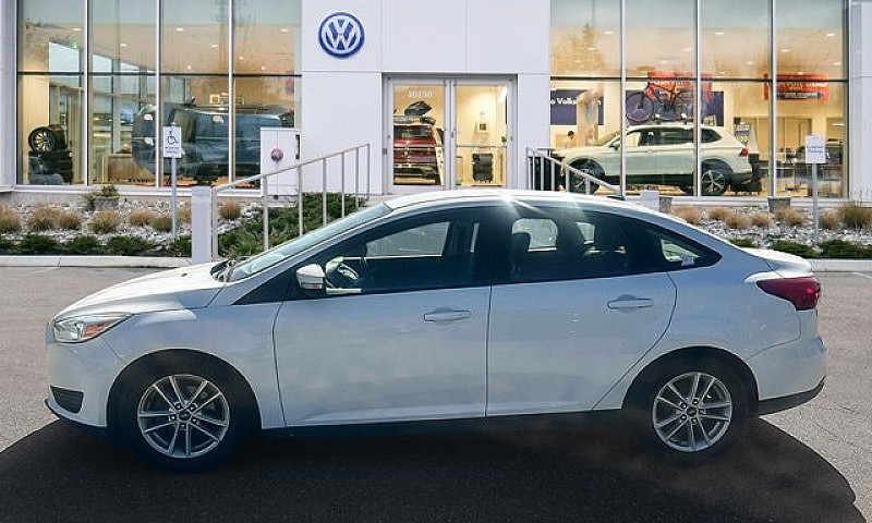 2018 Ford Focus Se |...