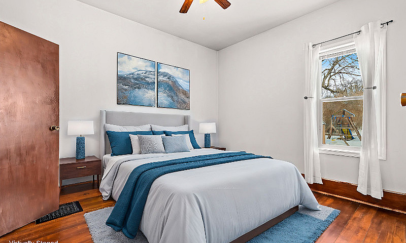 644 Hochelaga St W M...