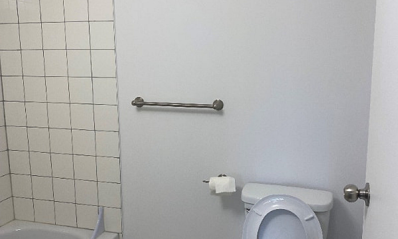2 ½ À Louer À Deux P...