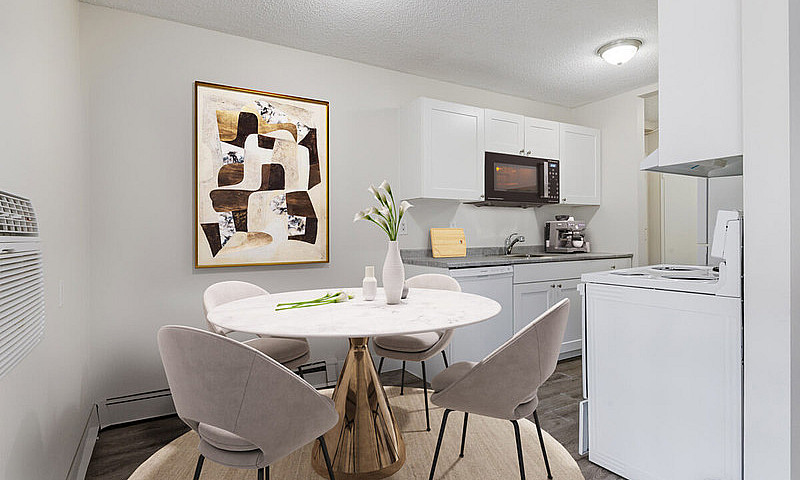 Modern Apartments Wi...