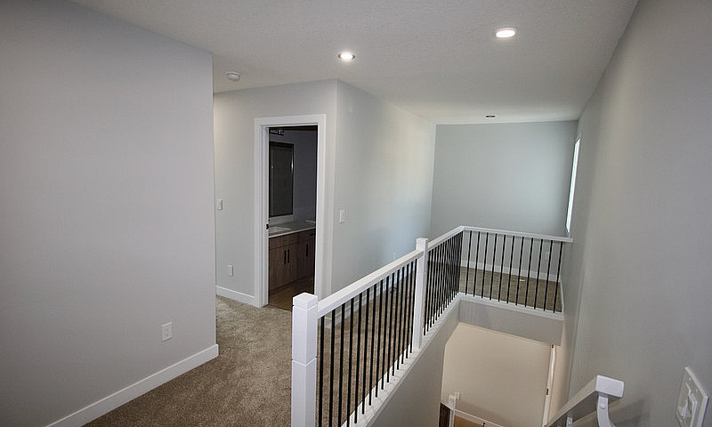 Awentia 3 Bed 2.5 Ba...