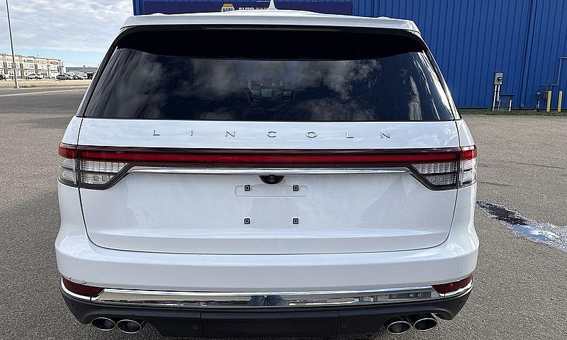 2023 Lincoln Aviator...