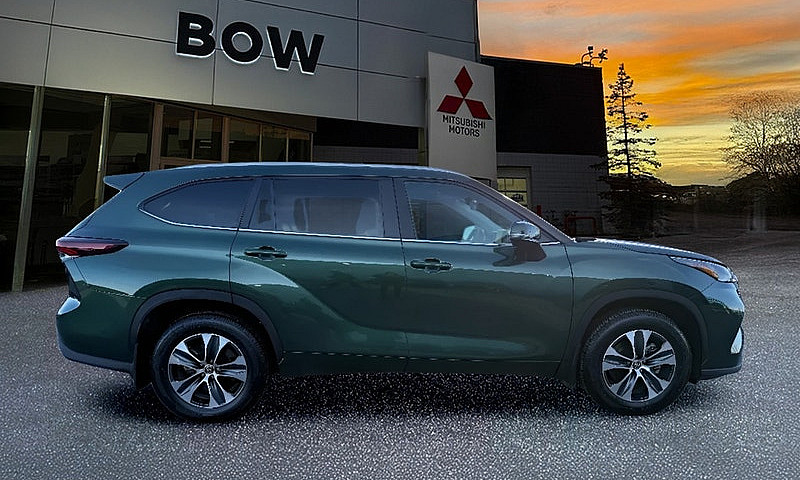 2025 Toyota Highland...