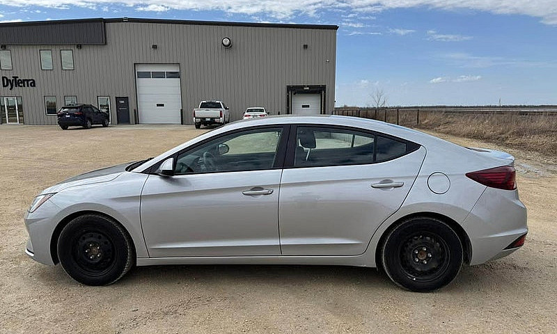 2020 Hyundai Elantra...