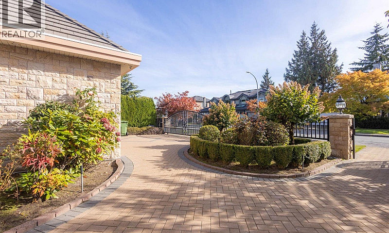7791 Sunnymede Cresc...