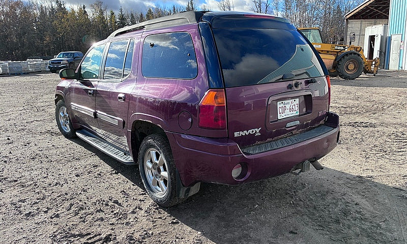 2003 Gmc Envoy...