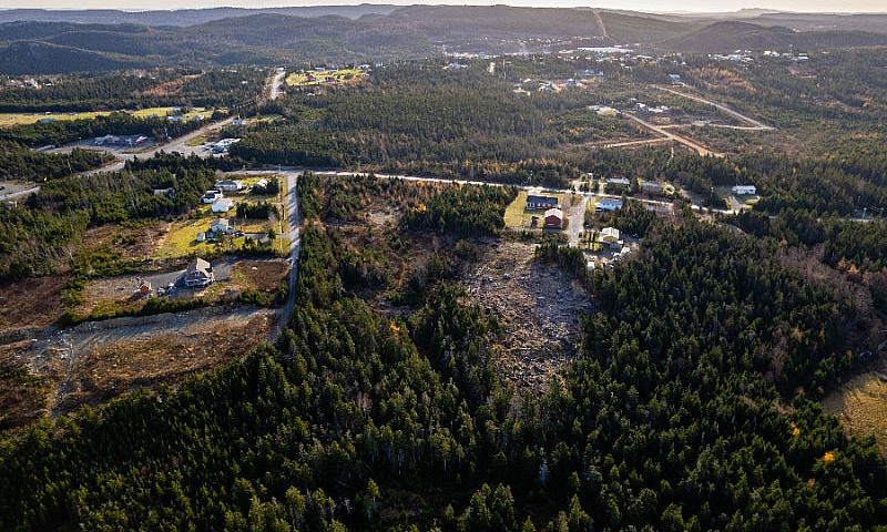 Approx 9 Acres In So...