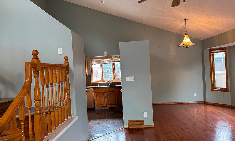 House For Rent In So...