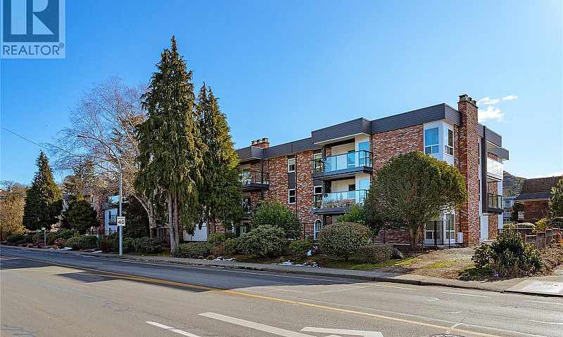 203 1725 Cedar Hill ...