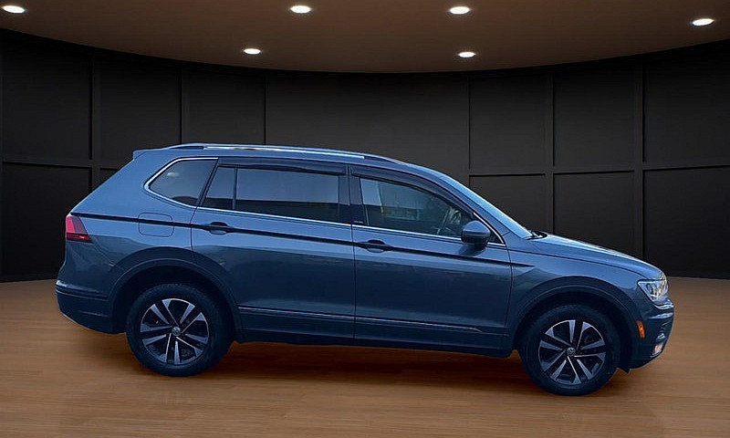 2021 Volkswagen Tigu...