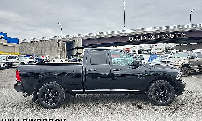 2021 Ram 1500 Classi...