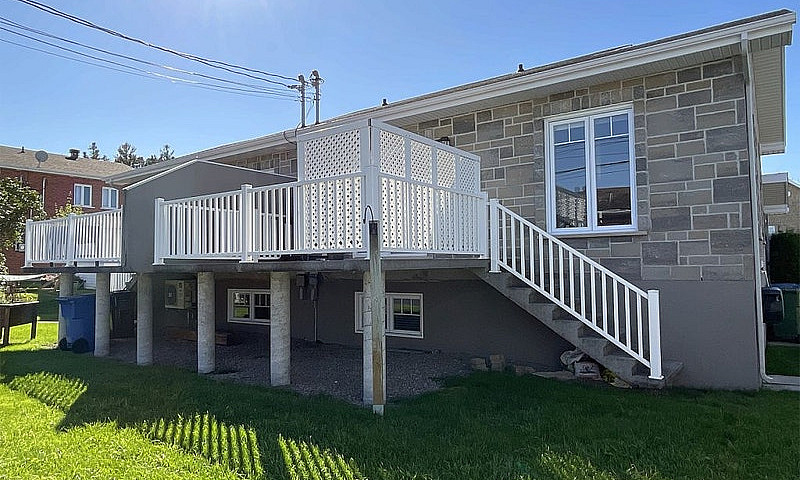 $439,900 - Semi-Deta...