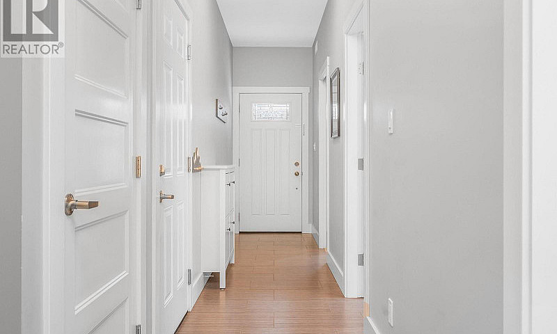 3606 25 Avenue Unit#...
