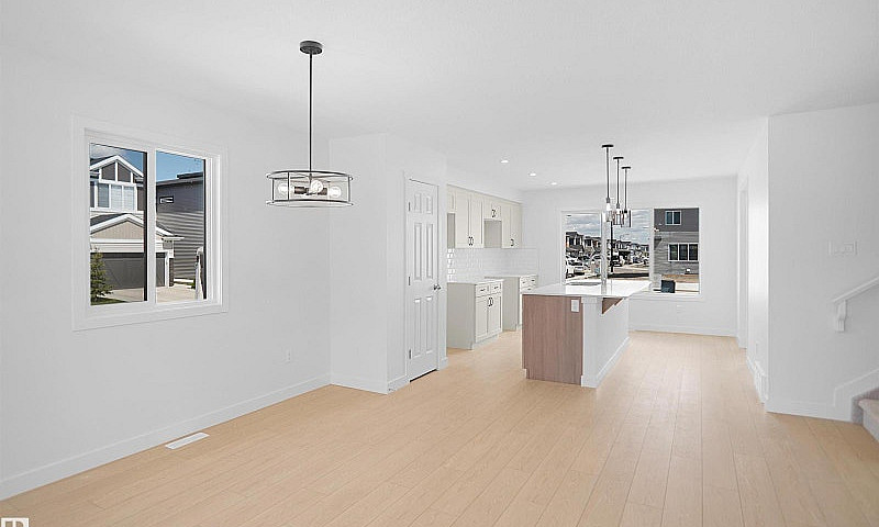 7303 181 Av Nw Edmon...