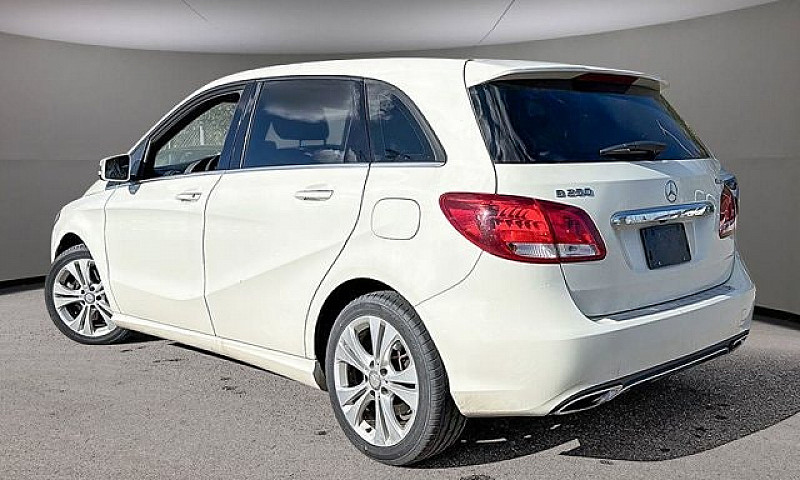 2017 Mercedes-Benz B...
