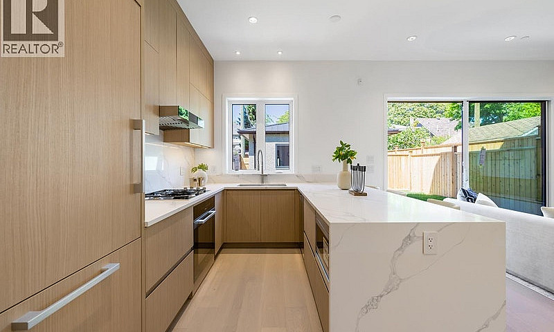 2 3771 W King Edward...