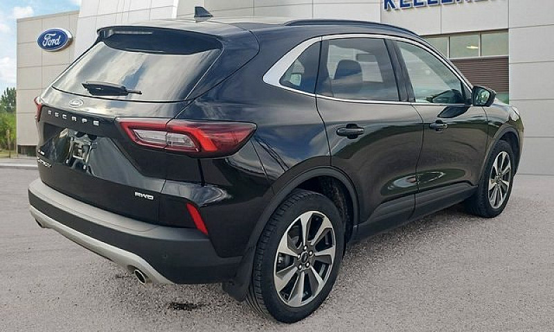 2024 Ford Escape Pla...