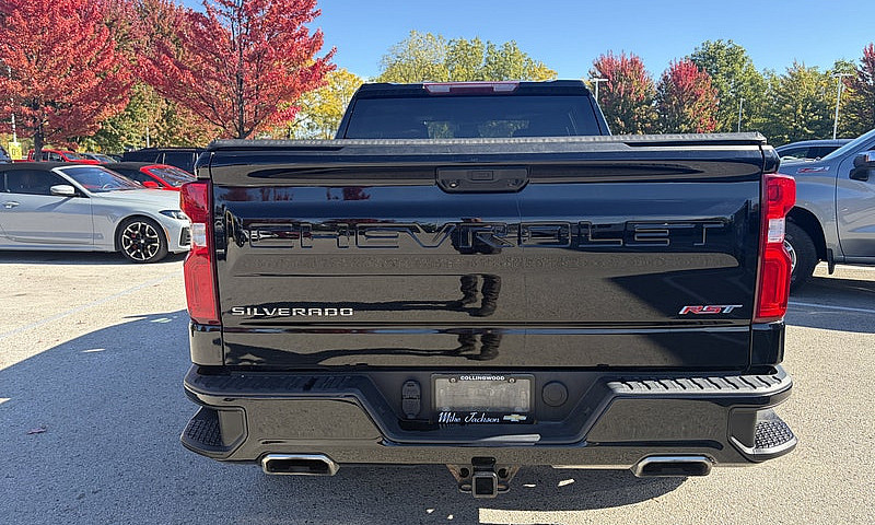 2022 Chevrolet Silve...