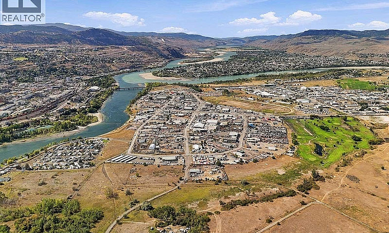 820 Sarcee Street Ka...