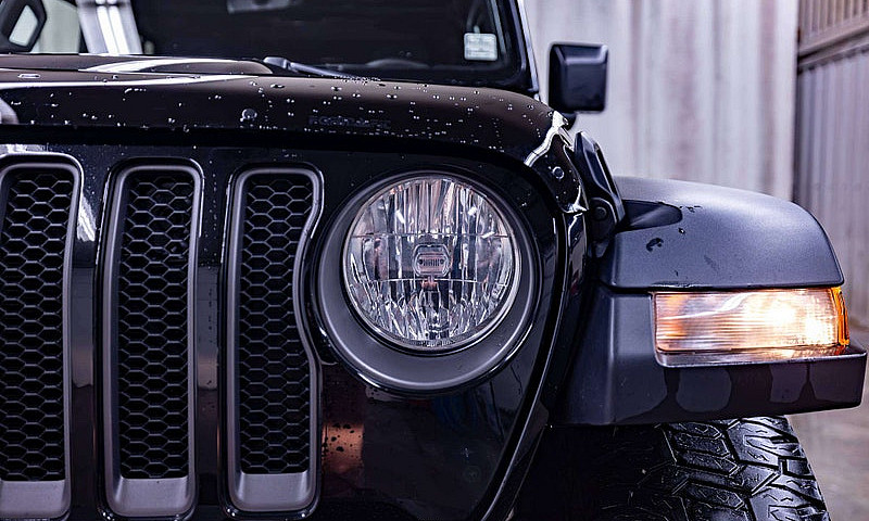 2023 Jeep Wrangler 4...