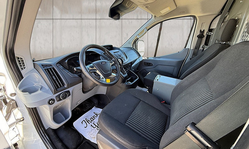 2019 Ford Transit T-...