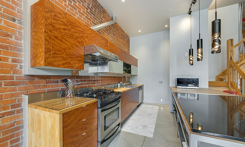 Corner Unit, New Yor...
