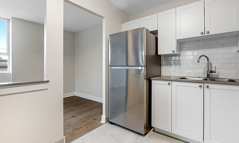 2 Bedroom Apartment ...