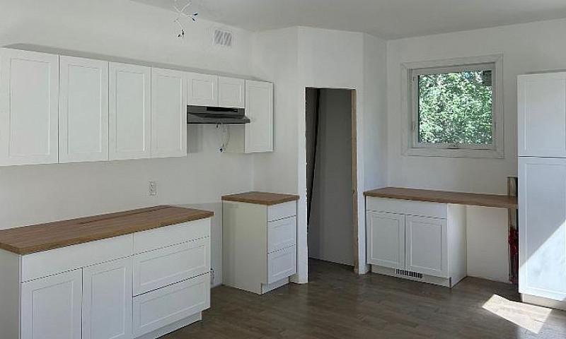 2-Bedroom House In W...
