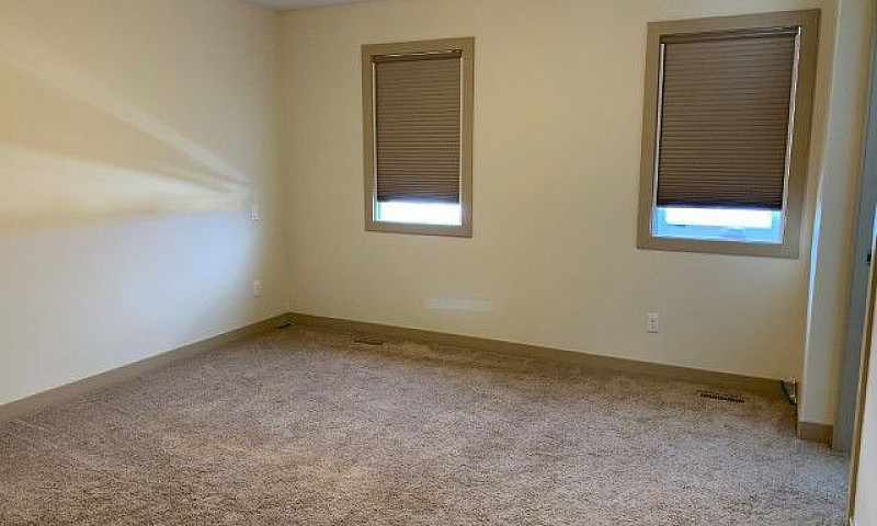 81 Thomlinson Avenue...