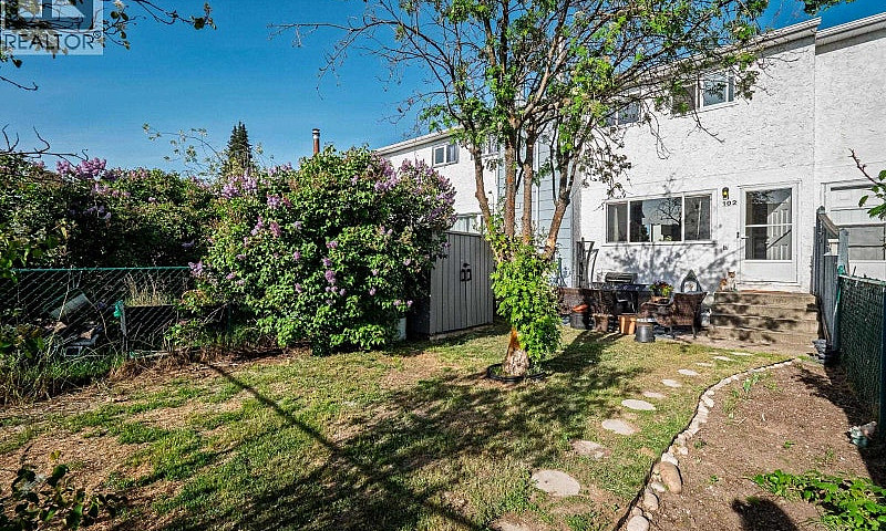 102 190 Mcintyre Cre...