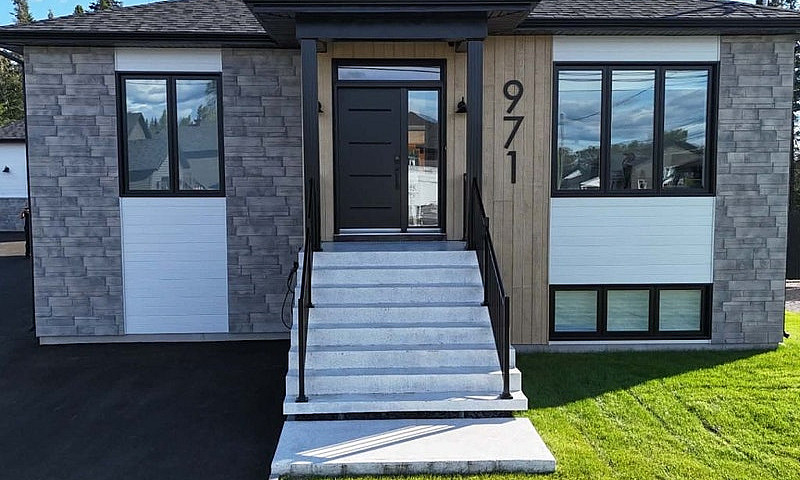 $739,000 - Bungalow ...