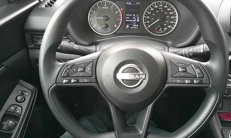 Nissan Sentra 2025...