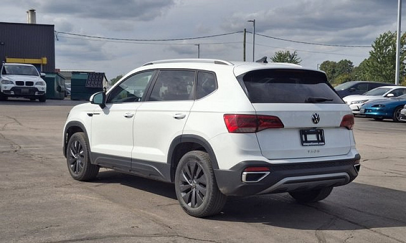 2024 Volkswagen Taos...