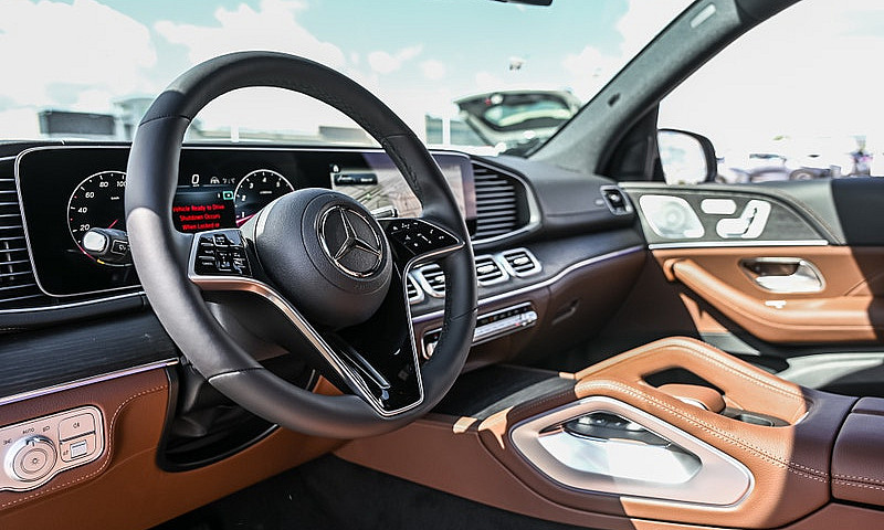 2026 Mercedes-Benz G...