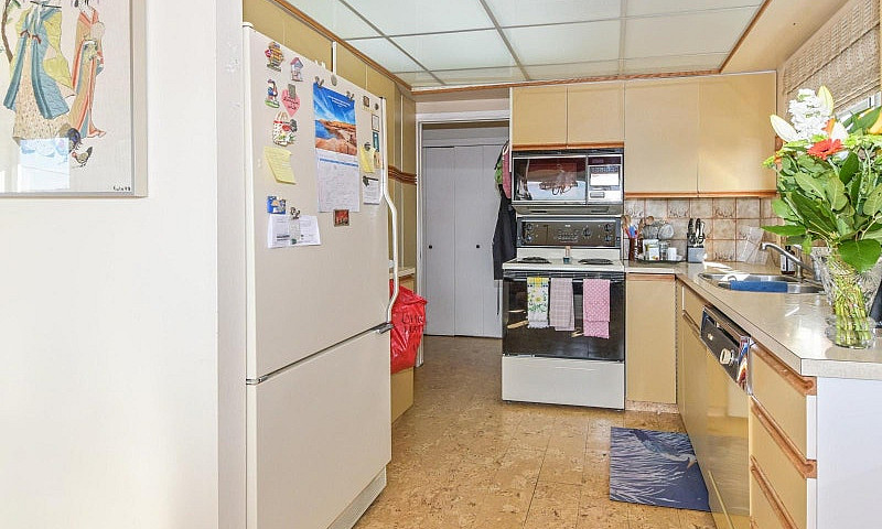 15761 Cliff Avenue W...