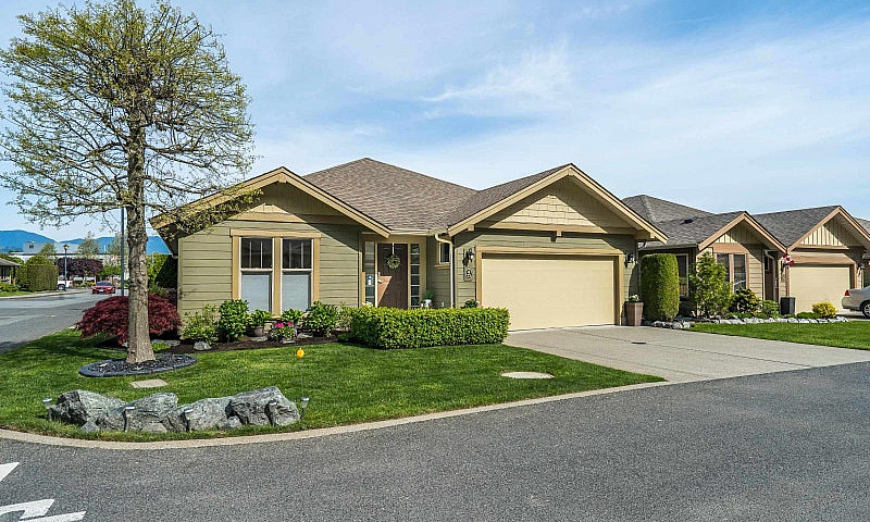 73 46000 Thomas Road...