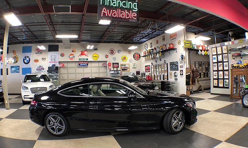 2019 Mercedes-Benz C...