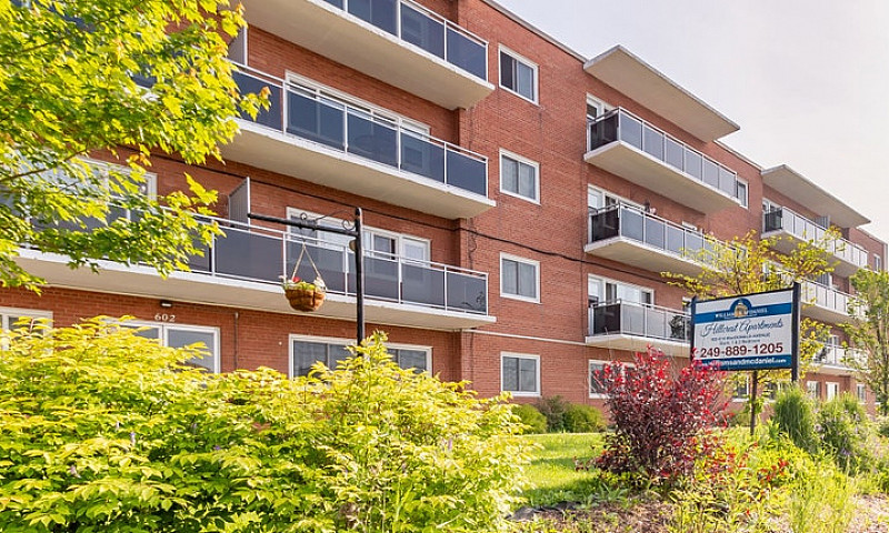 Spacious 1 Bedroom A...