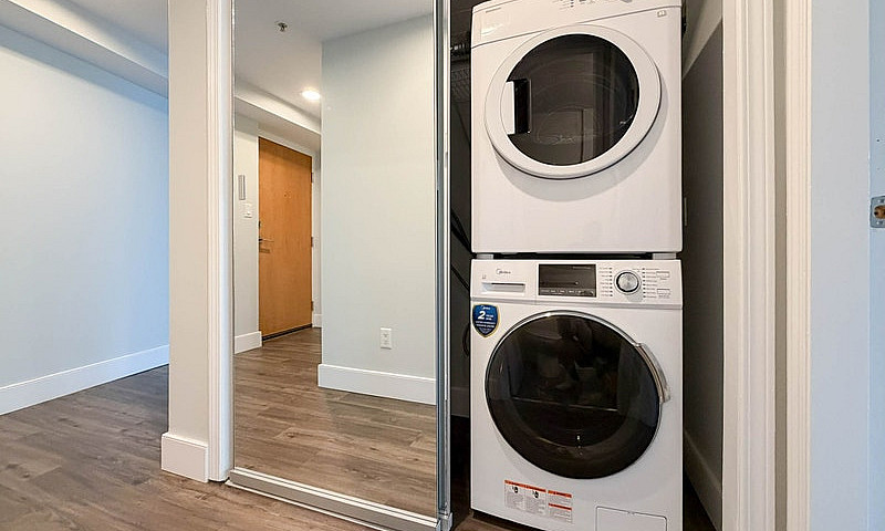 1 Bedroom Apartment ...