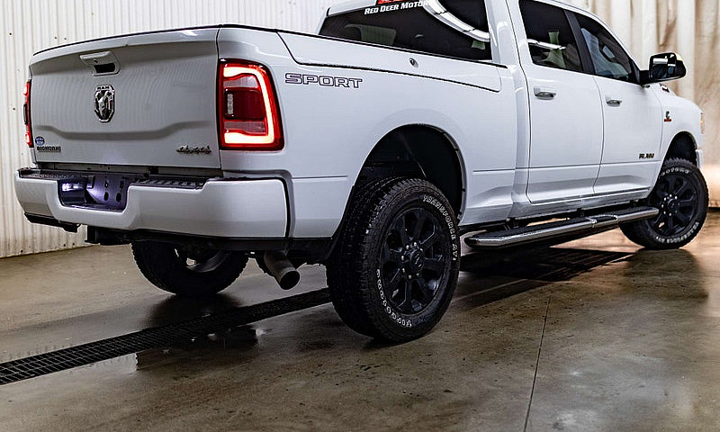 2022 Ram 2500 4X4 Cr...