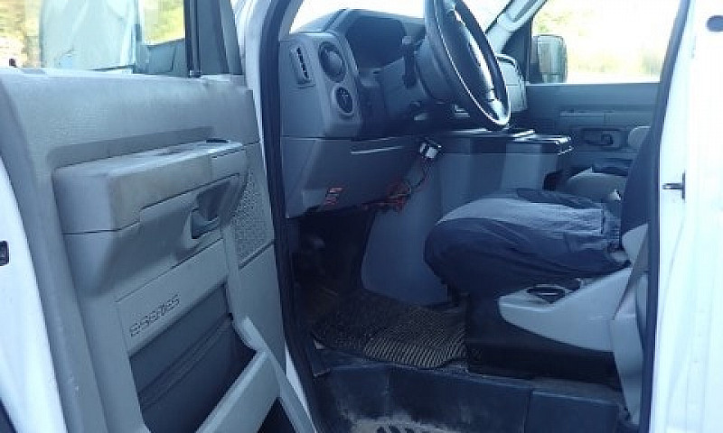 2012 Ford Econoline ...