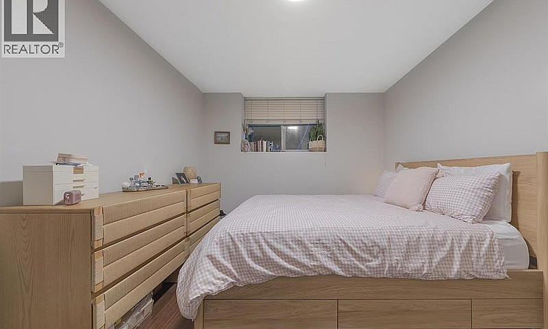 Suite 518 E 16Th Str...