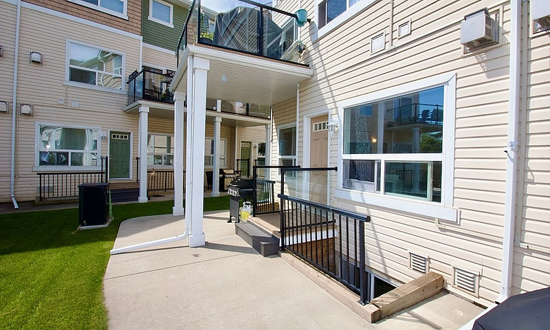 Silver Berry 2 Bed 2...