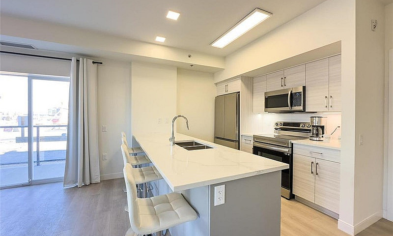 317 60 Philip Lee Dr...