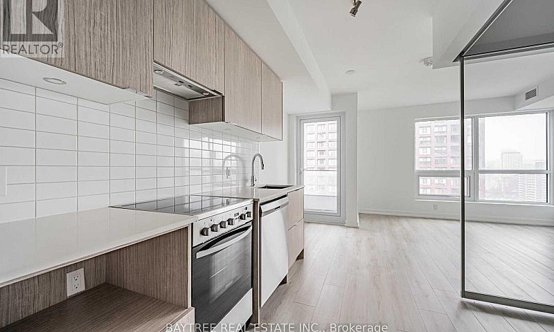 2512 - 395 Bloor Str...
