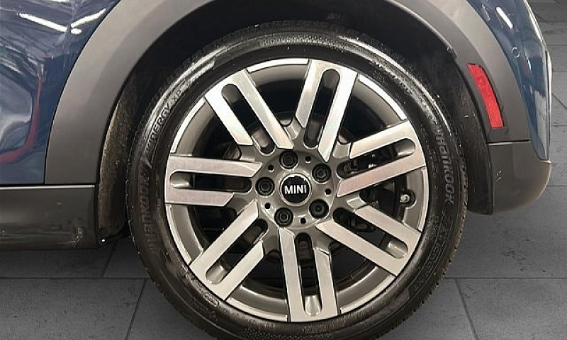 2025 Mini 3 Portes C...