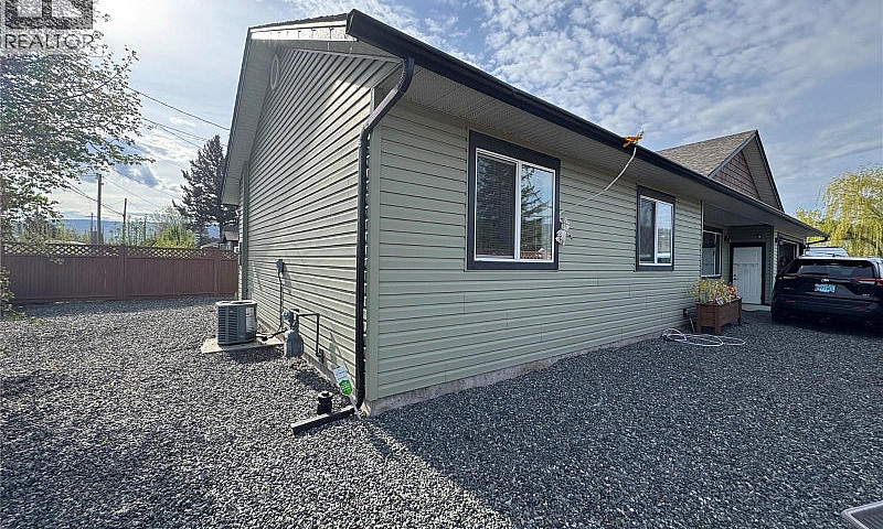 2402 Coldwater Avenu...