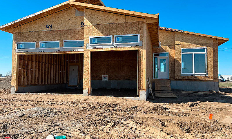 Pilot Butte- New Bun...